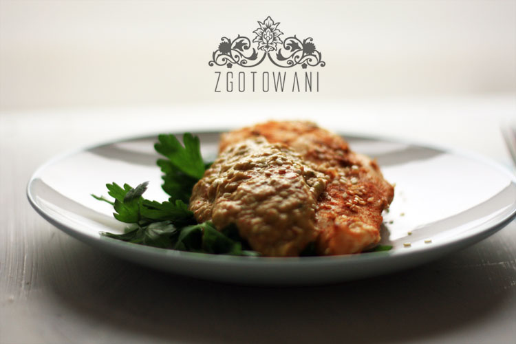grillowana-piers-kurczaka-z-sezamem-i-guacamole