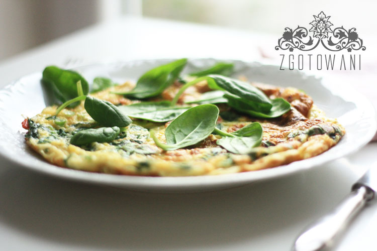 omlet-ze-swiezym-szpinakiem-3