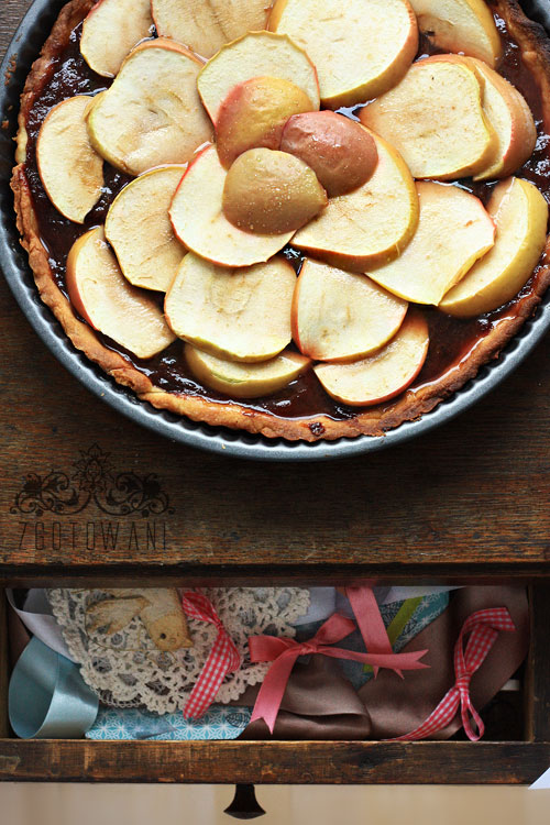 tarta-z-powidlem-i-jablkami-6