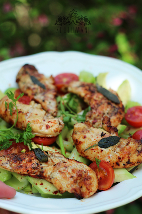 salatka z grillowanym kurczakiem4