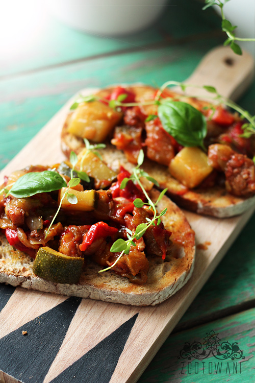 bruschetta-z-warzywami-3