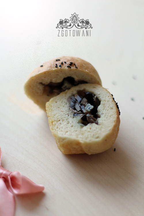wytrawne-muffiny-z-pieczarkami-i-serem-plesniowym-4