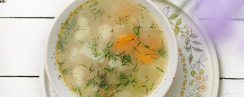 Zupa z młodych warzyw